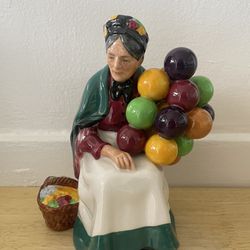 Royal Doulton Porcelain Figurine “The Old Balloon Seller”