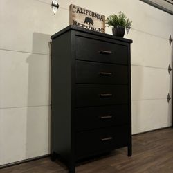 Modern Black 5-Drawer Dresser w/ Silver Knobs