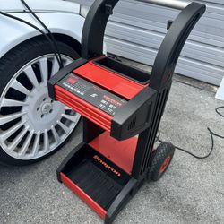 SNAPON BATTERY CHARGER PLUS EEBC500 SNAP ON