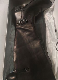 Womens boots size 9.5 m anna klein