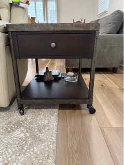 Hammary End Table