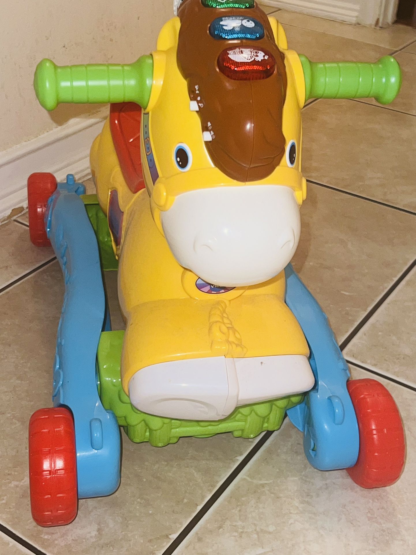 VTech Gallop and Rock Learning Pony, Electronic Motion-Activated Pretend Play Ride-on Toy