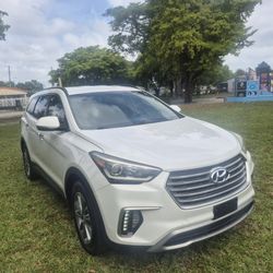 Hyundai Santa Fe.