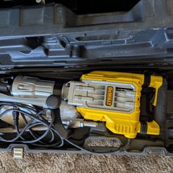 dewalt 40 lb demolition hammer