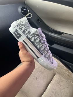 Dior b23 white
