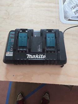 Makita charger