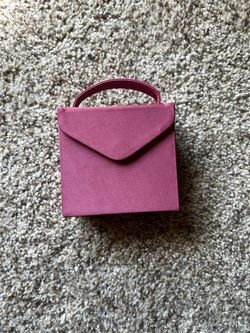 Small Pink jewelry organizer