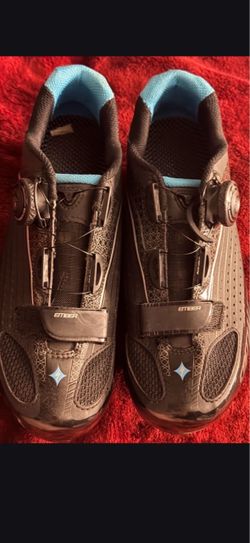 Woman’s bicycle shoes