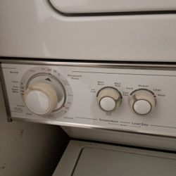 Whirlpool Stackable Washer And Dryer 