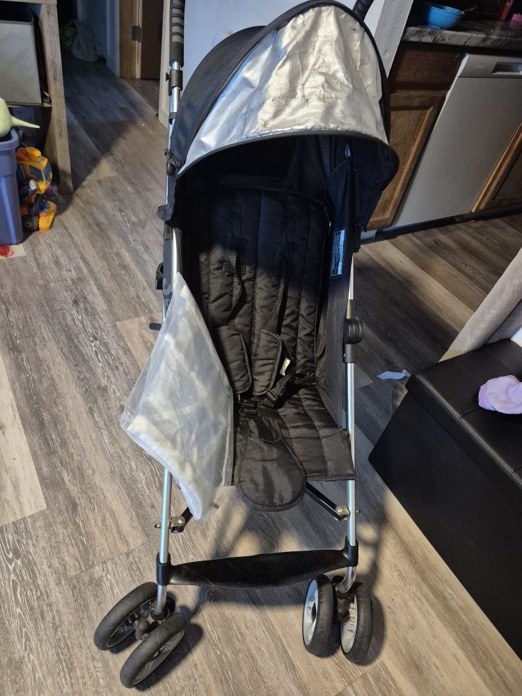 Umbrella Stroller With Rain Cover
