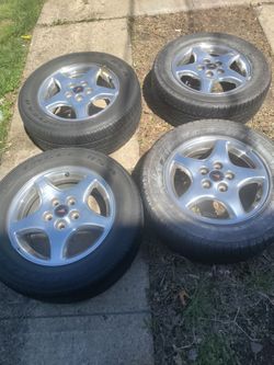 Pontiac  Wheels