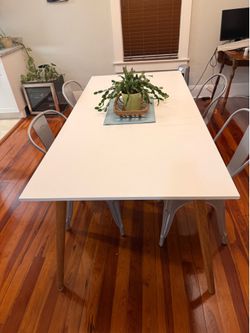 Dining/Conference table