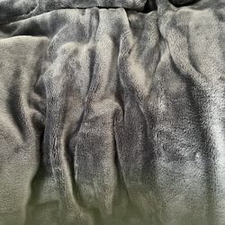 Blanket Warm and Heavy 
