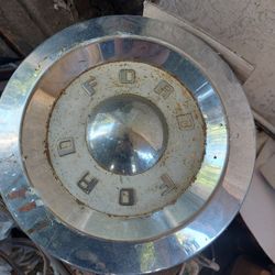 Vintage Ford Hubcap 