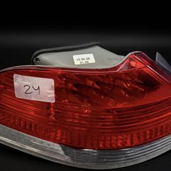 OEM 2015-2017 Hyundai Sonata Passenger Side Tail Light