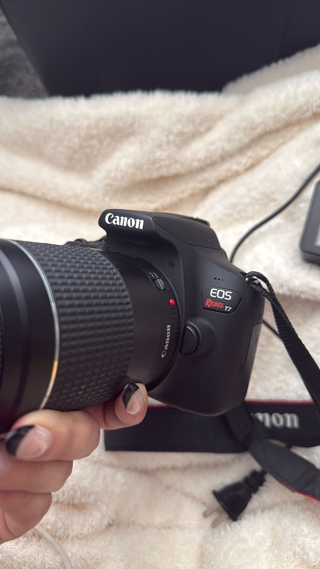 Canon EOS rebel 17 Camera