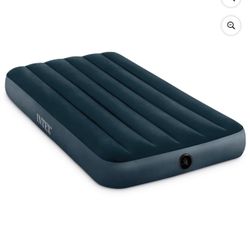 Air Mattress 