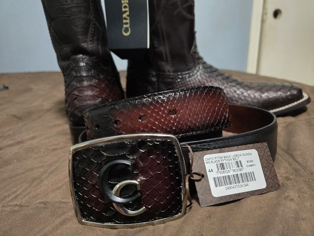 Botas de cuadra black ⚫️and cherry🔴 piel de piton🐍 con cinto with belt