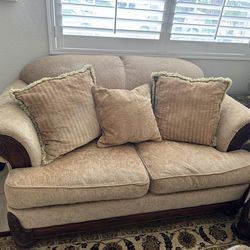 Elegant Traditional Sofa Set (Sofa + Loveseat + Chair) – Solid Wood Accents