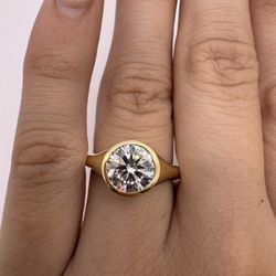 2.01 carat E VS1 round lab diamond bezel solitaire Engagement Ring