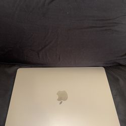 Macbook 2025