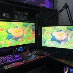 Gaming PC with Monitors