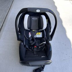 Graco baby car seat 