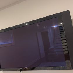 Pioneer 50” Plasma T V