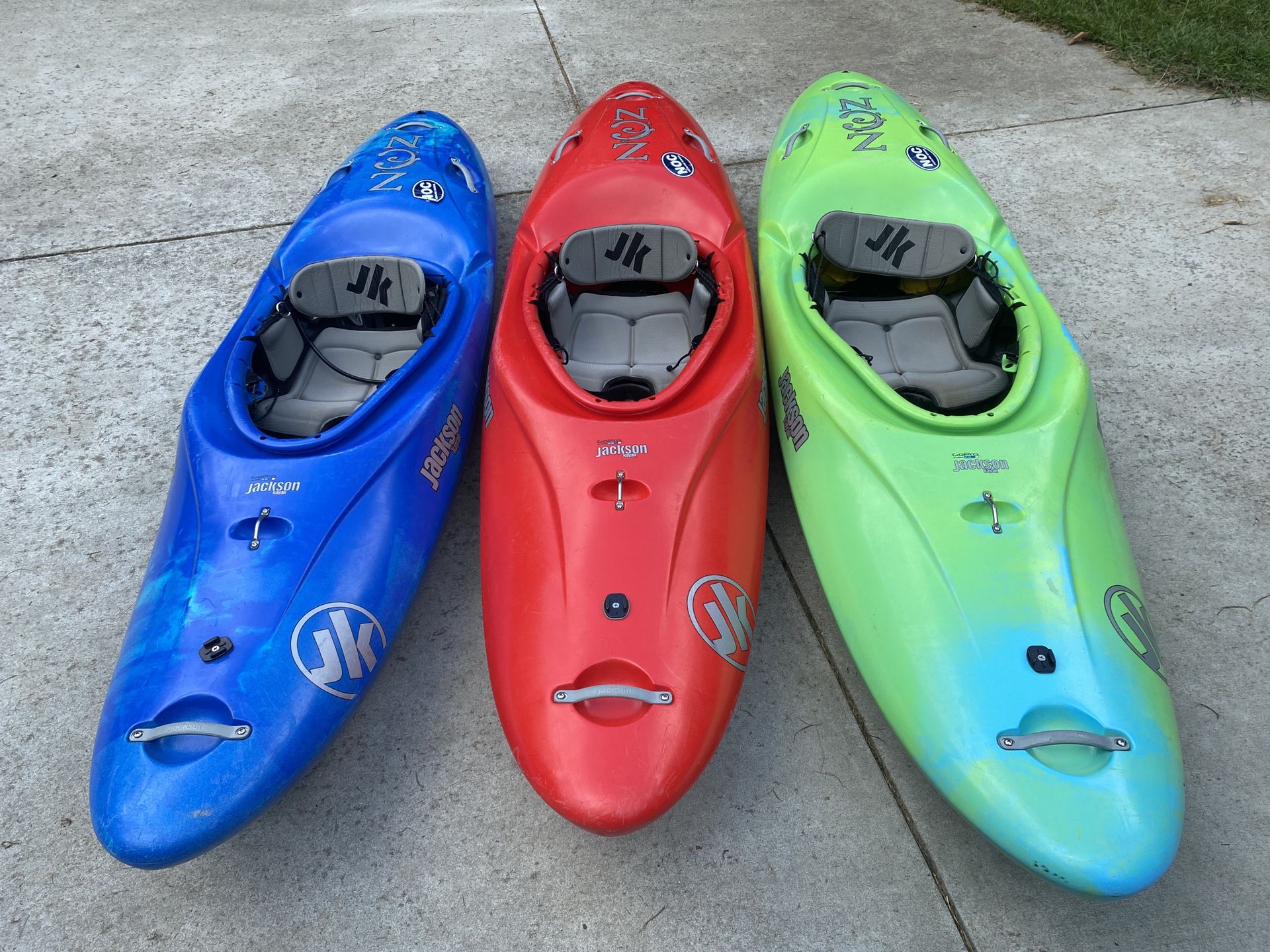 Whitewater kayaks - Jackson Zen - 800 each
