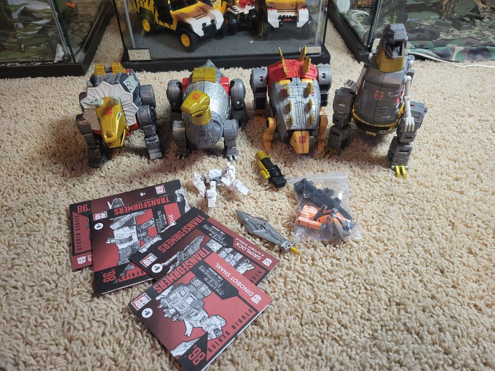 4 Transformers Dino Bots