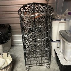 Metal wine rack 
