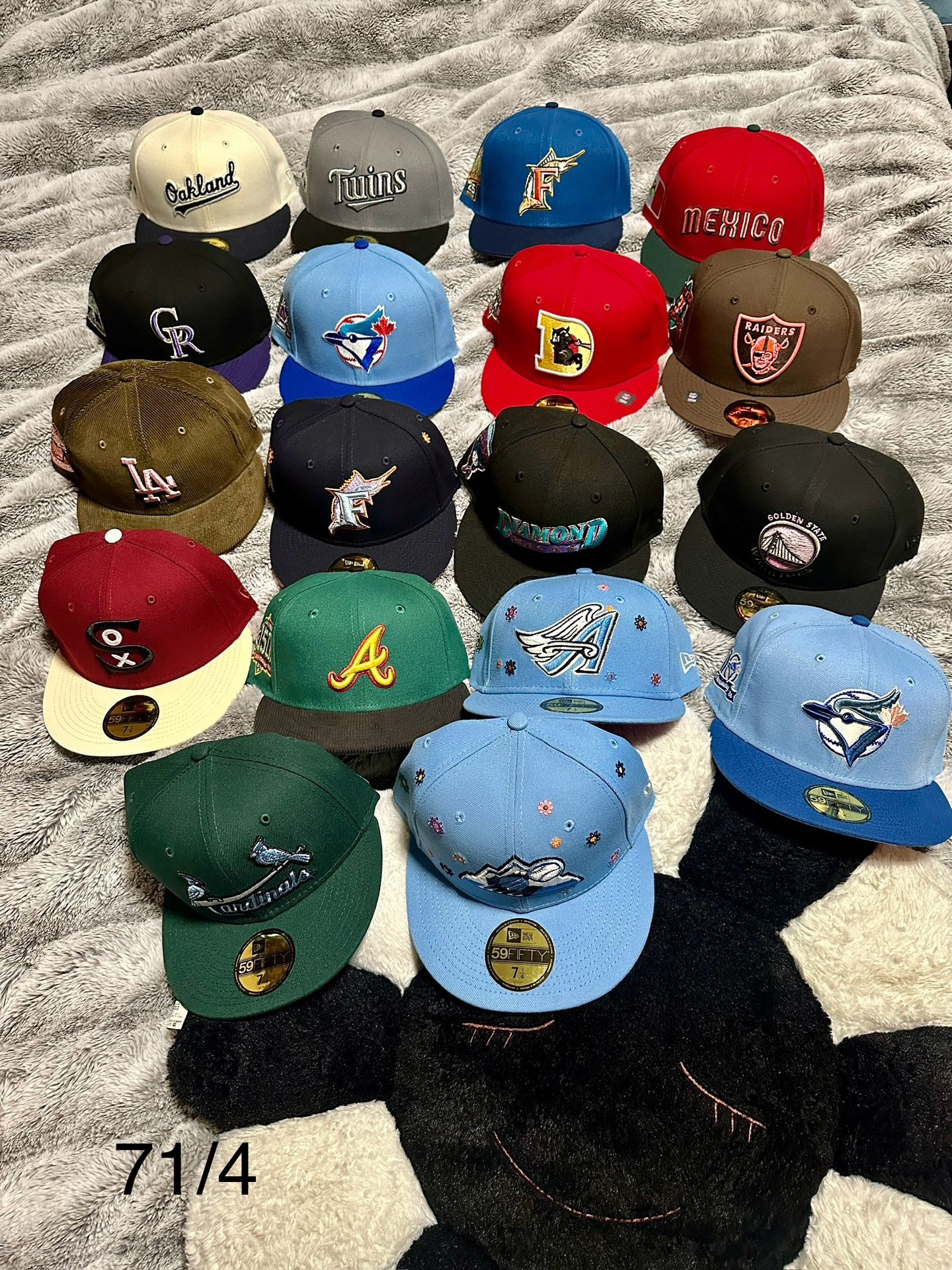 Fitted Hats 7 1/2 1/4 1/8