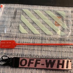 Custom OFF WHITE Keychain New in Package Pink 