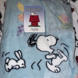 Peanuts Snoopy blanket