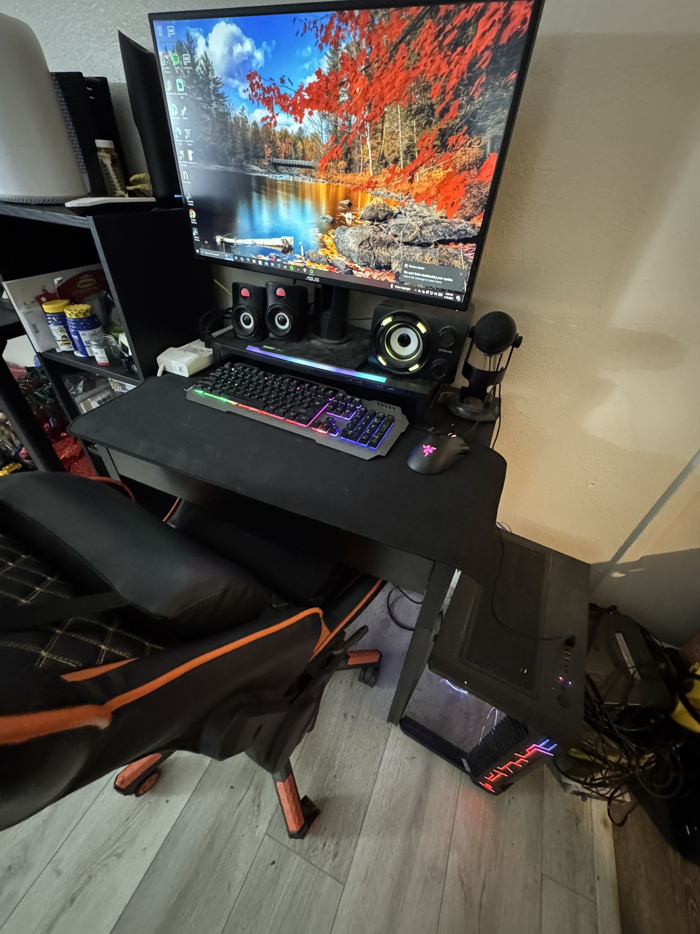 Gaming PC - Custom Build - Gaming Chair - Monitor - Gaming Setup