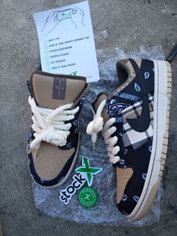 Nike dunk low Travis scott