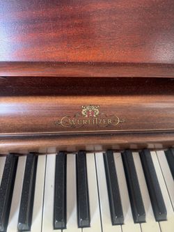 Wurlitzer Piano
