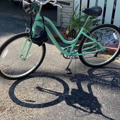 Mint Green Huffy 6 speed 26’