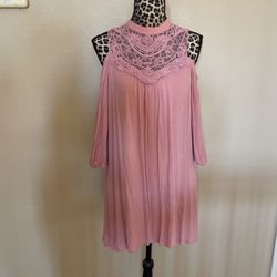 Womens Pink Cold Shoulder Dress/long Top, Size M, $10