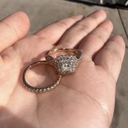 Engagement ring set 
