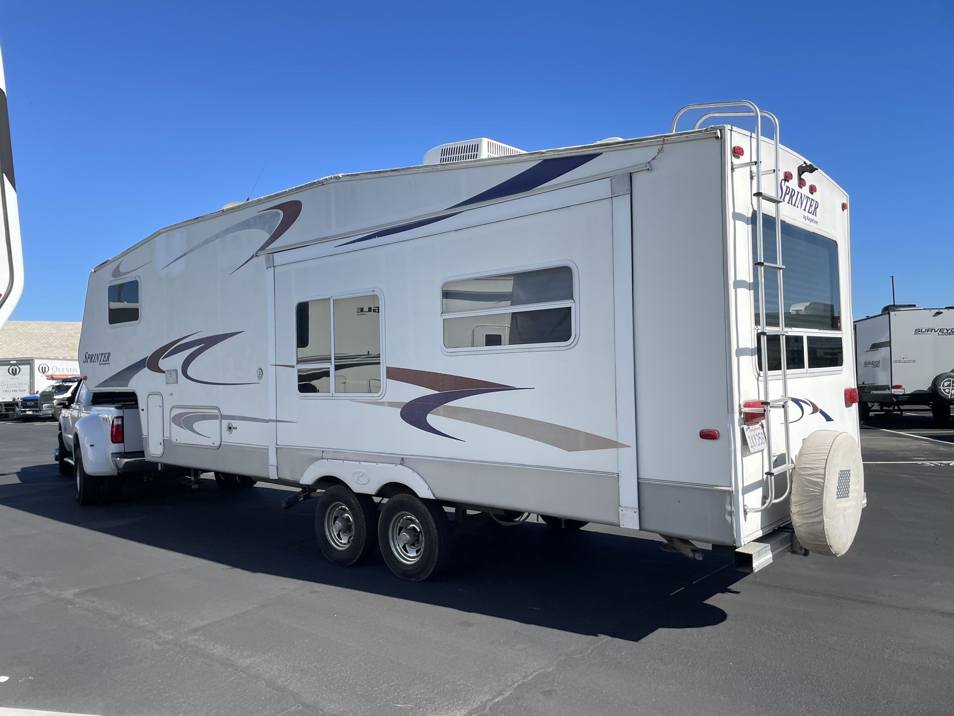 2005 5th Wheel 29 ft.