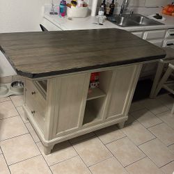Free Table 
