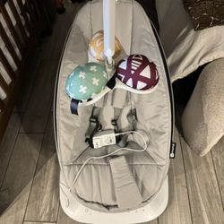 4moms MamaRoo Multi-Motion Baby Swing, Bluetooth Enabled with 5 Unique Motions, Grey