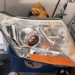 Cadillac SRX 2012 Headlight
