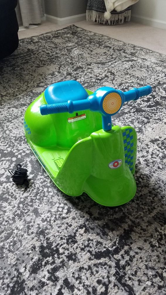 Kids electric scooter