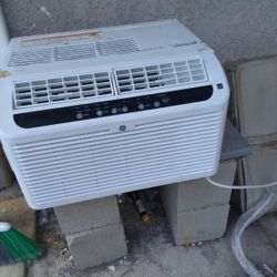 AC Window Unit