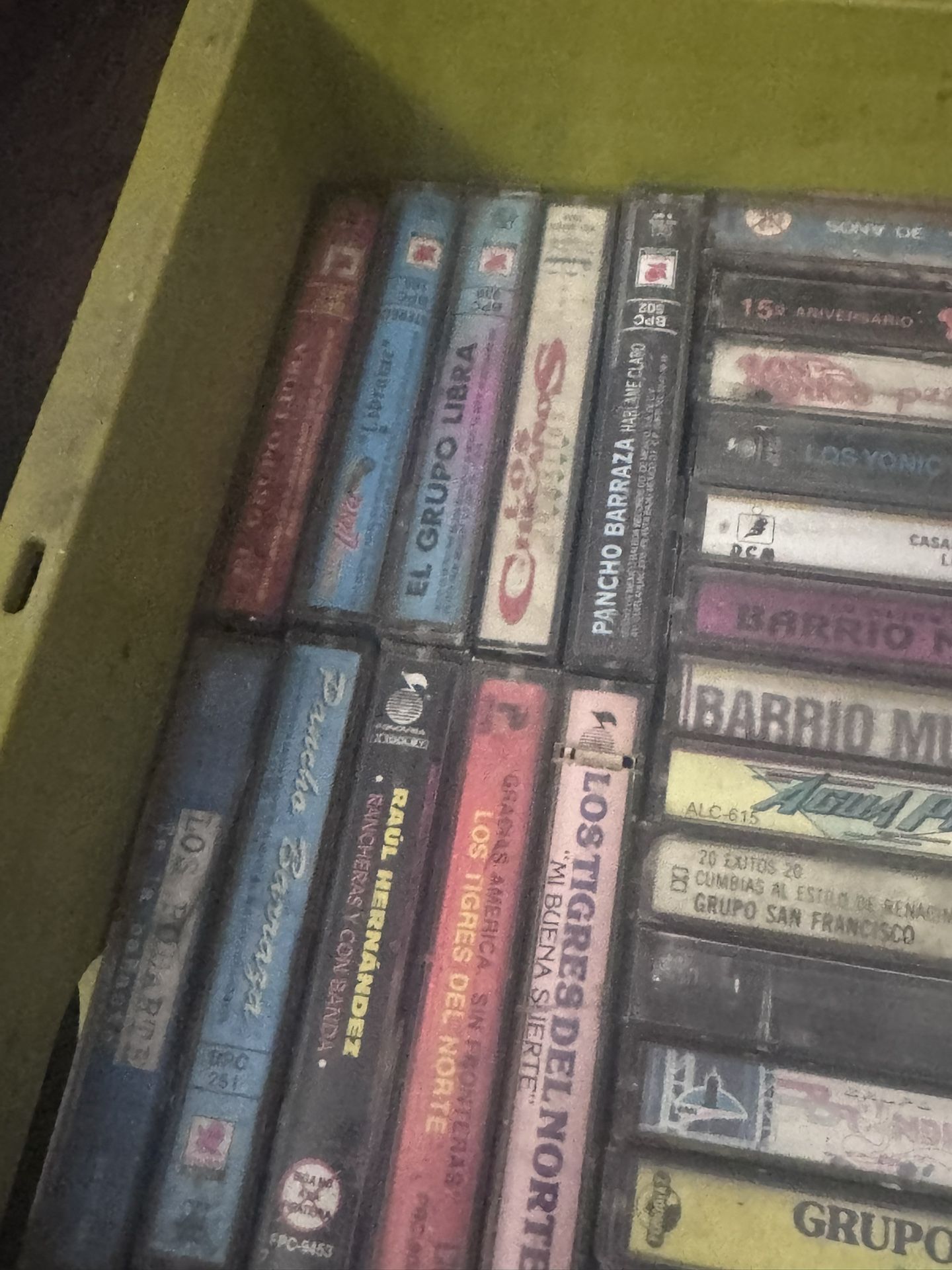 300 Cassett De Musica Mexicana Groupera Del Recuerdo Mana Grupo Indio Los Freddys Los Muecas Los Angeles Negros Y Muchos MAs