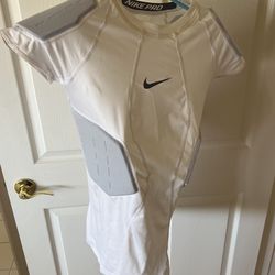 Nike Pro Hyper strong 4 Pad Top