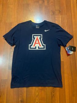 Nike U of A men’s clothing