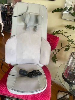 Shiatsu back neck and hip massager with heat